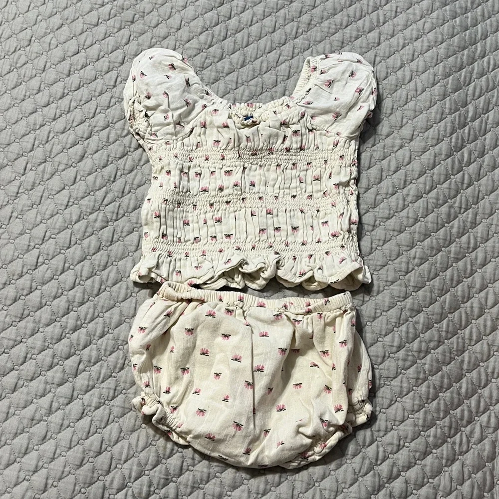 Old Navy Cream and Pink Diaper Cover Set